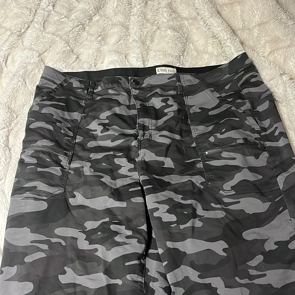 Camo pants size 24